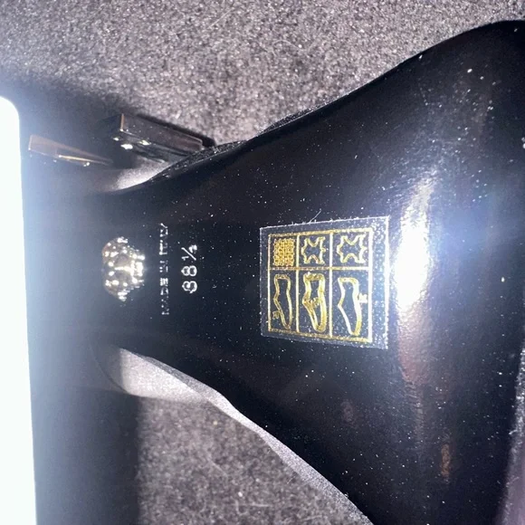 VERSACE Black Aevitas Heels 38.5 8.5 $895 - Picture 8 of 10
